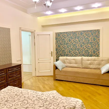 Two-bedroom On Lesi Ukrainky * Lviv