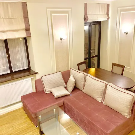 Two-bedroom On Lesi Ukrainky *