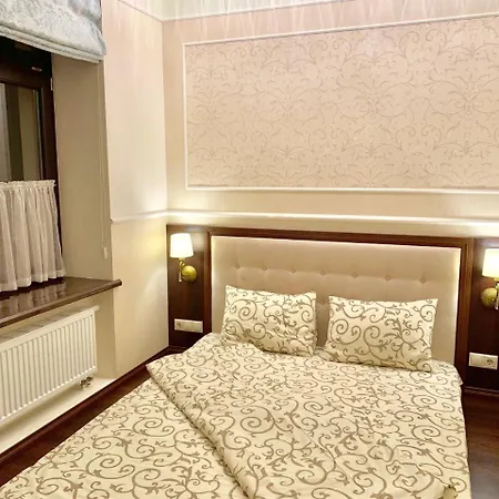 Two-bedroom On Lesi Ukrainky