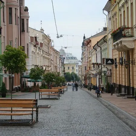 Two-bedroom On Lesi Ukrainky Apartment *