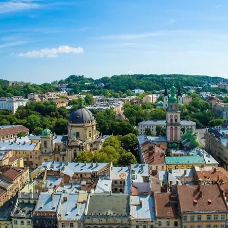 Lviv4u Apartamento